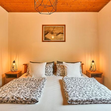 Holiday Home Rocchetta By Interhome Малчезине Екстериор снимка